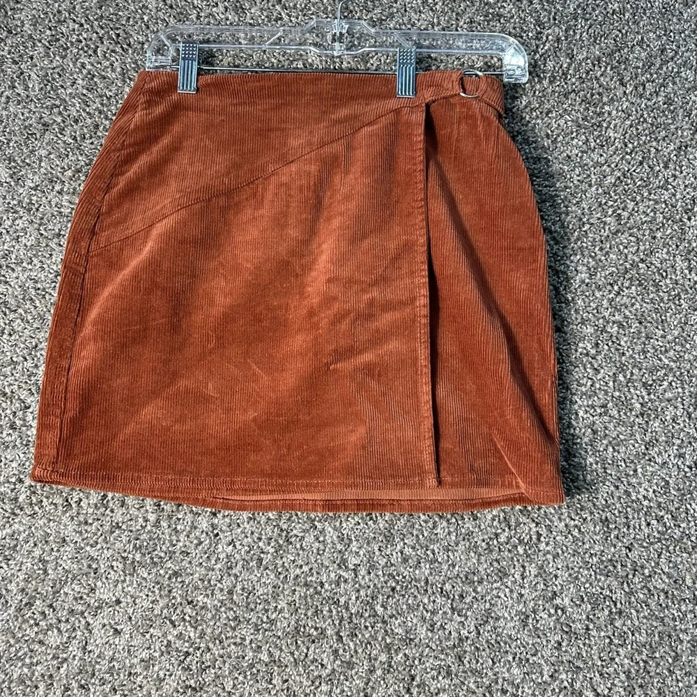 NWT juniors SO asymmetrical faux wrap skirt SZ 7 - Picture 2 of 7